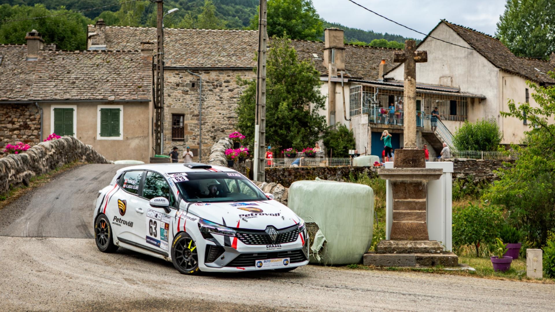 مشاركة دولية أولى ناجحة للسائق اللبناني شربل شبلي