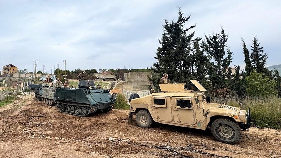 Photos: The army continues its deployment in the southern towns