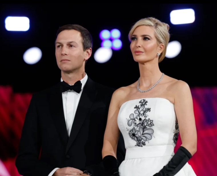 منها فستان عمره 71 عاماً... سر إطلالة إيفانكا وتيفاني ترامب "المُبهرة"