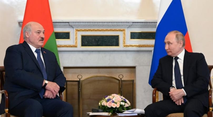 Lukashenko says Russia has begun moving nuclear weapons to Belarus