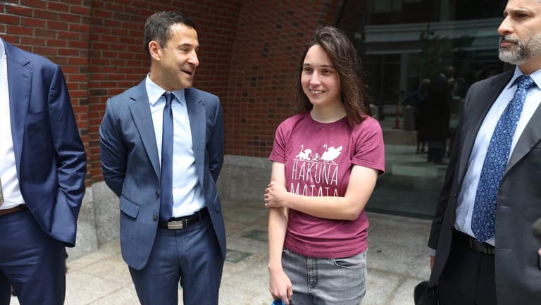 Harvard scientist accused of smuggling frog embryos indicted on new charges