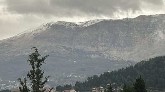 بالفيديو: في عزّ السواد... الأبيض يلفح لبنان