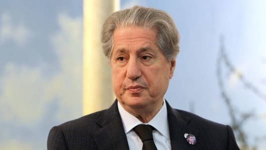 Former President of the Republic, Amin Gemayel, called the Chairman of the Board of Directors of MTV, Michel Murr, affirming his solidarity with the station in the face of the campaign it is subjected to