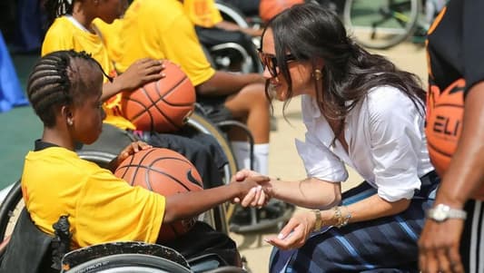 Harry and Meghan visit Lagos school