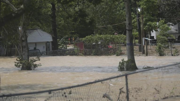 Heavy Rains Ease Near Houston, Flooding Persists After Rescues