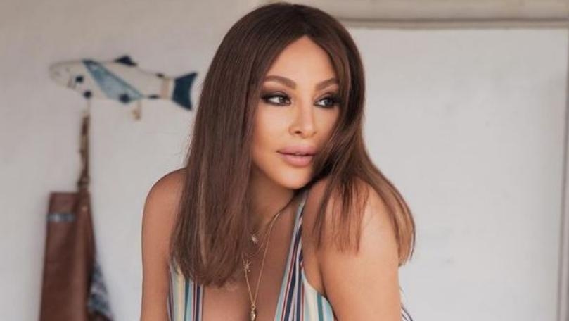 "العُقد"... إليسا تروّج لثاني أغنيات ألبومها الجديد