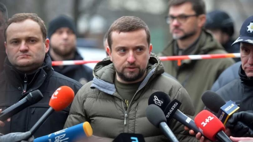 Top Ukrainian officials quit in anti-corruption drive