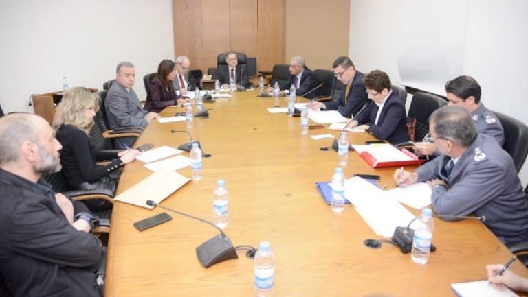 لجنة حقوق الانسان بحثت في وفيات السجون