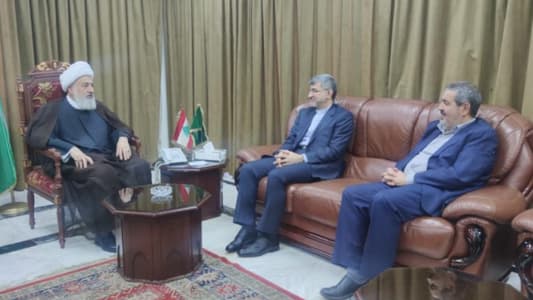 Sheikh Al-Khatib meets Ambassadors of Iran, Oman