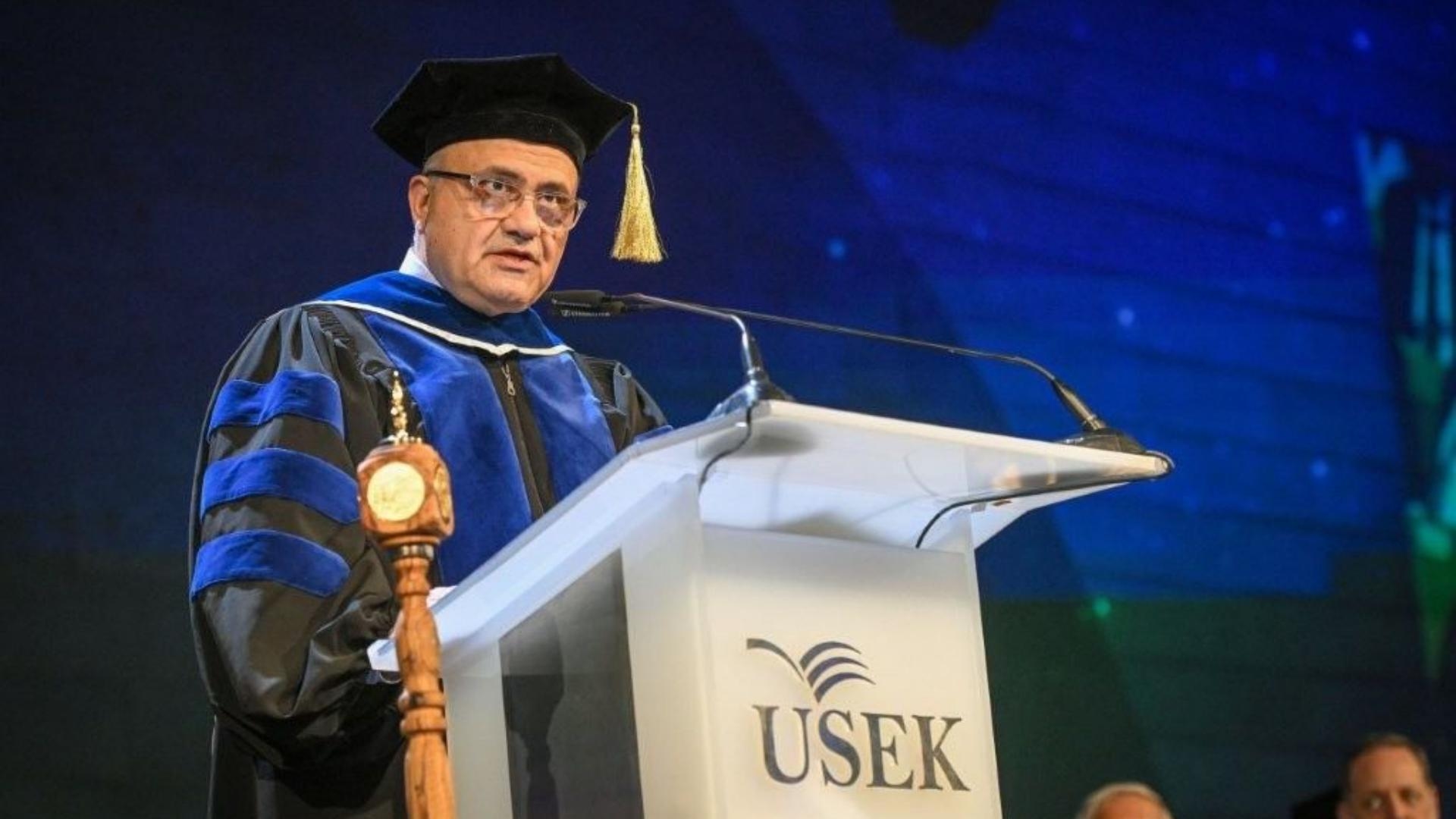 تنصيب الأب البروفسور جوزف مكرزل رئيسًا لجامعة الروح القدس – الكسليك في احتفال مهيب