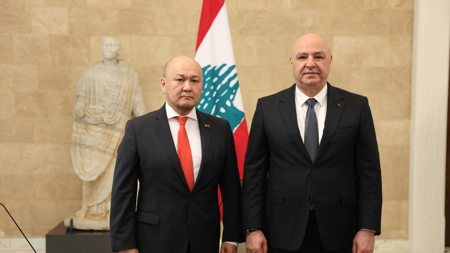 President Aoun receives credentials of 6 newly appointed ambassadors