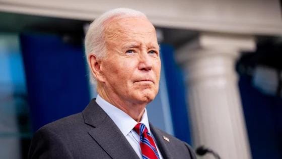 Biden confirms he left a letter for Trump