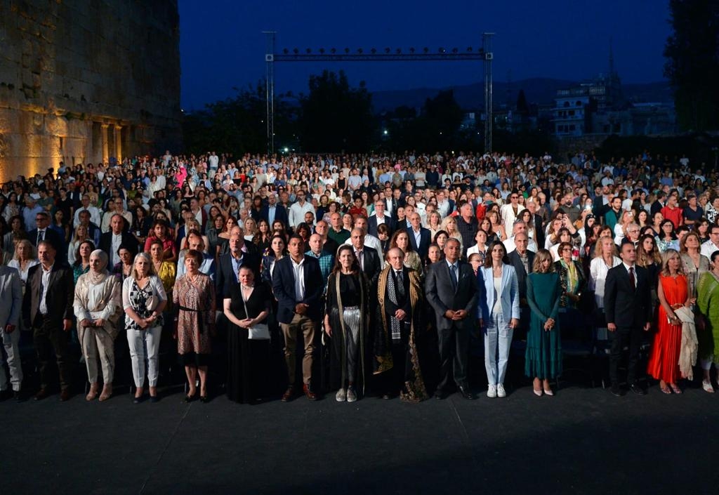 الإيطالي بولي يرقص على آلام اللبنانيين في افتتاح مهرجانات بعلبك