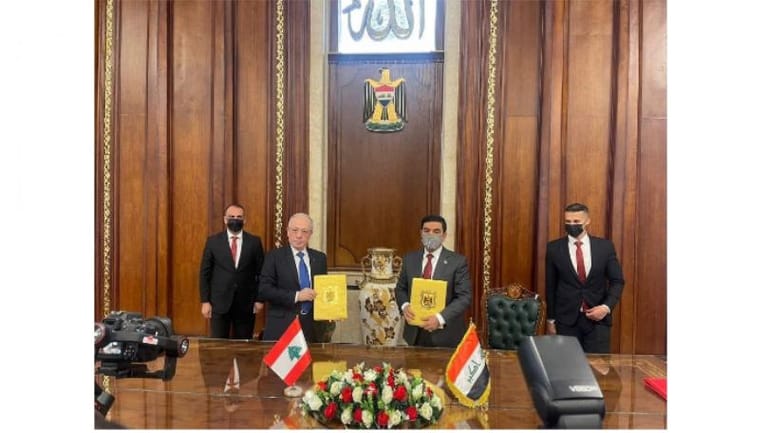 Defense Minister meets Iraqi President, signs MoU with Iraqi counterpart