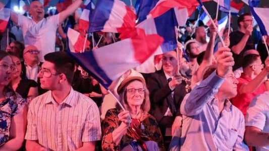 French candidates rush to block far-right National Rally from leading government