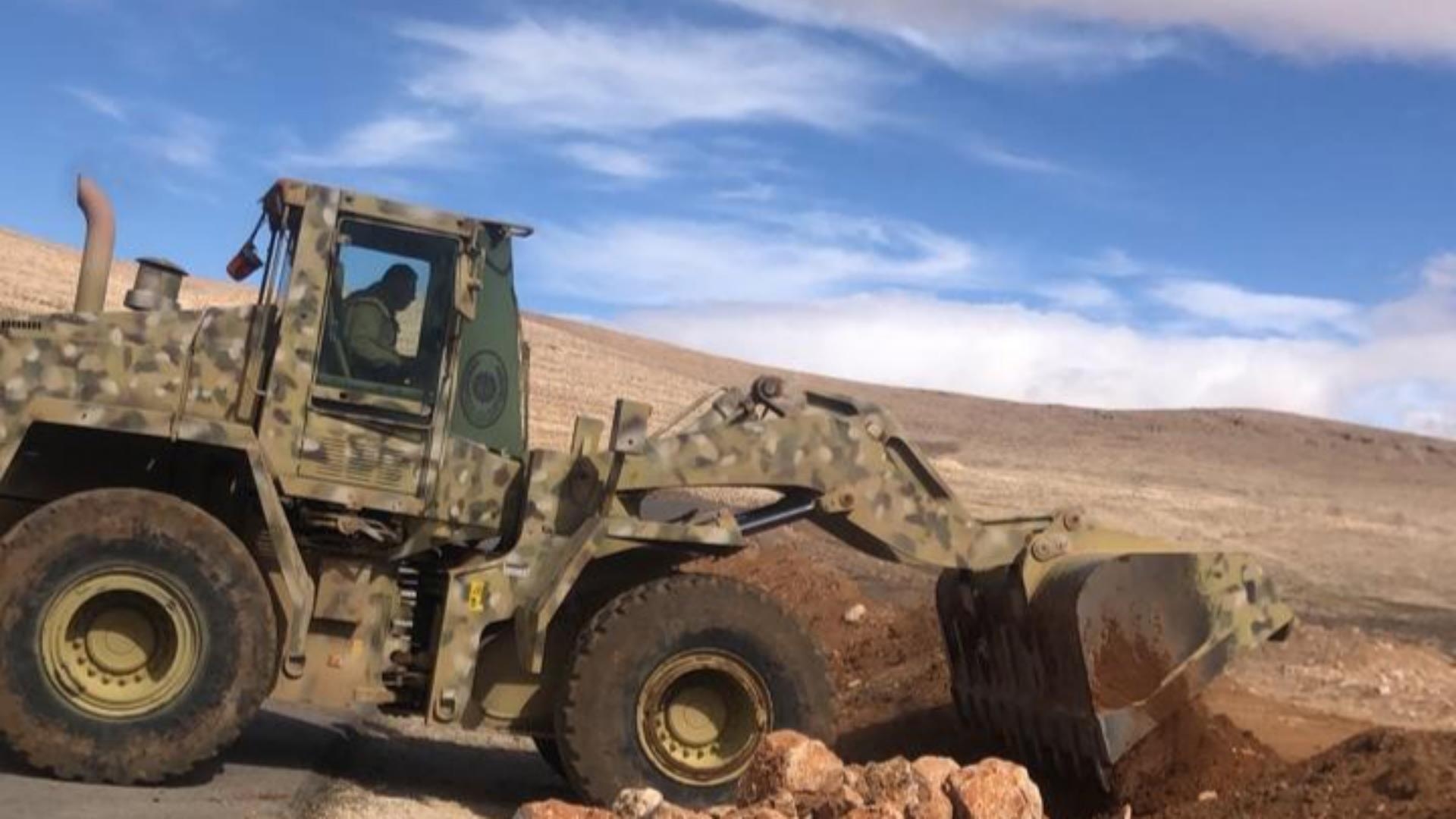 Photos: Army closes illegal crossings