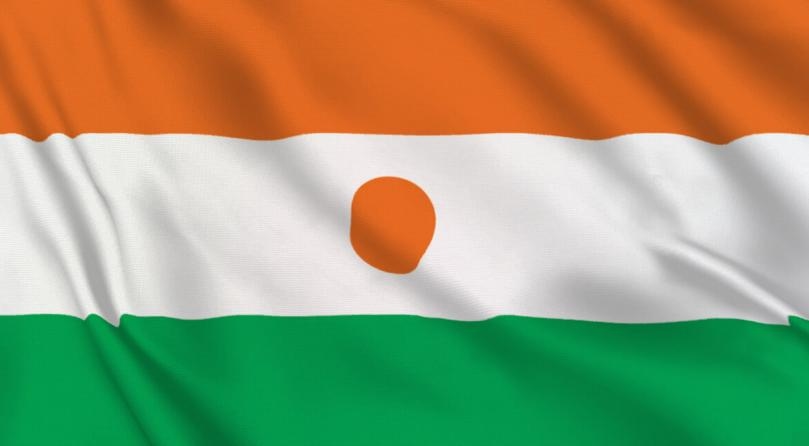 Pro-coup rally in Niger after threat of military intervention