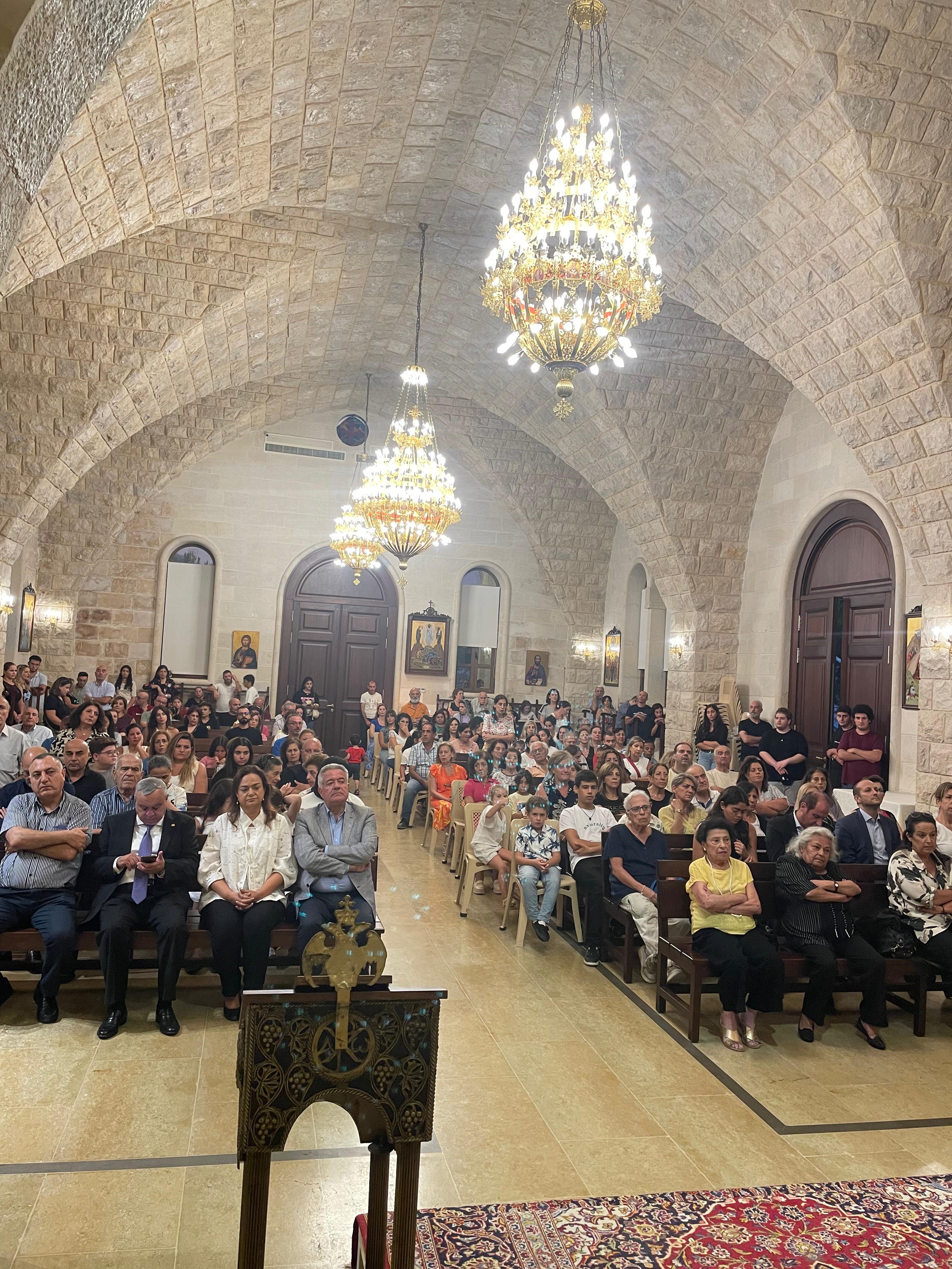 رعية الشويفات للروم الأرثوذكس احتفلت بعيد ميلاد العذراء