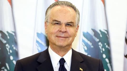 عدوان: كل ما قالته الحكومة عن الدولار الجمركي لا يستند إلى مسوّغ قانوني فعلى أي أساس تم تحديده بـ20 ألفا فيما المودع يتقاضي أمواله على 8 آلاف؟