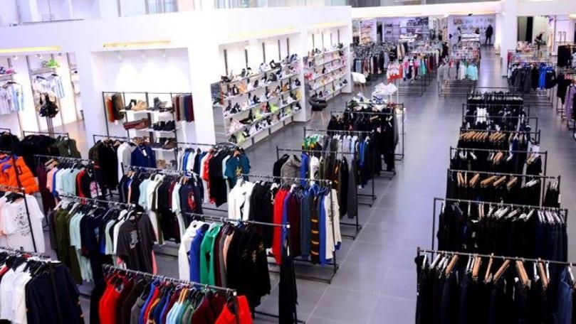 محالّ "بالة" وoutlet في كلّ مكان