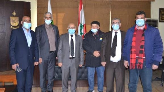 يمق التقى وفدا من اللجان الشعبية الفلسطينية في الشمال: على السلطة معالجة كل اسباب الفقر والحرمان في الشارع الطرابلسي