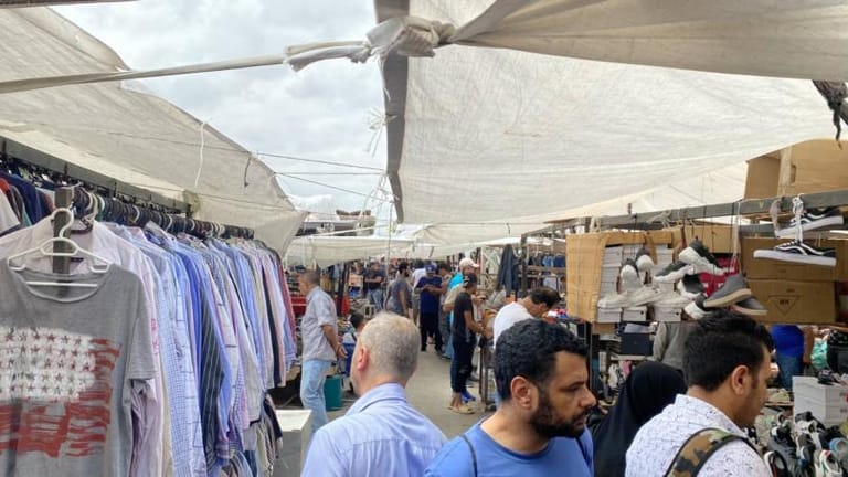 من هم زبائن سوق الأحد الجُدد؟