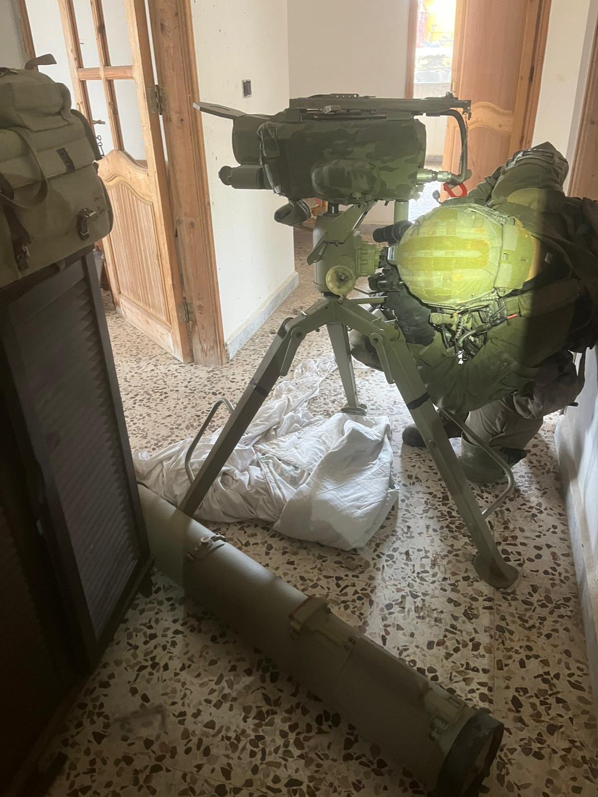 الجيش الإسرائيلي بالصّور: هذا ما عثرنا عليه في جنوب لبنان