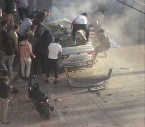 Israeli Airstrike Targets Car in Baraachit, Two Martyrs Confirmed
