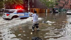 بالفيديو: الفيضانات تجتاح نيويورك