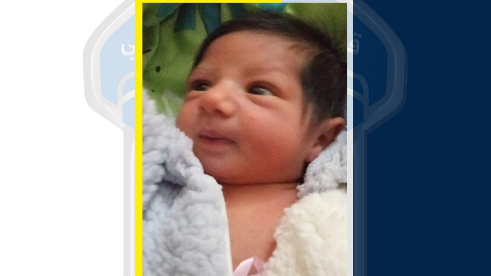 بالصورة: العثور على طفلة حديثة الولادة أمام كنيسة