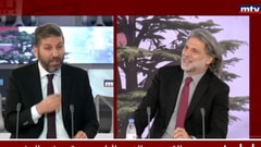 بالفيديو: جدال بين نائبين.. "وما تسمّعني حسّك"!