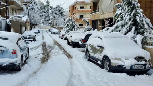 الثلوج لامست الـ800 متر وعزلت قرى وقطعت طرقات