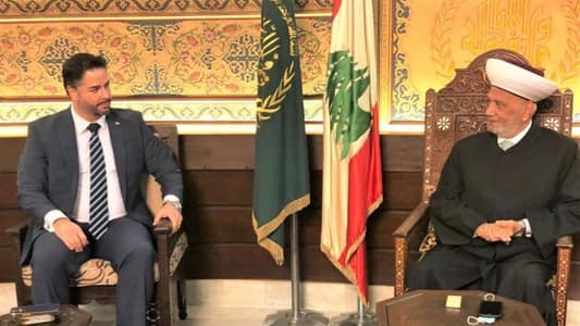 Grand Mufti receives Economy Minister, Lebanese Ambassador to Saudi Arabia