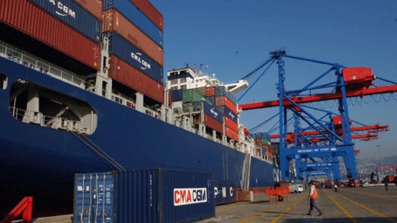 لبنان يتلهّى بقشور السياسة ويهمل حماية أسواق التصريف الخارجية