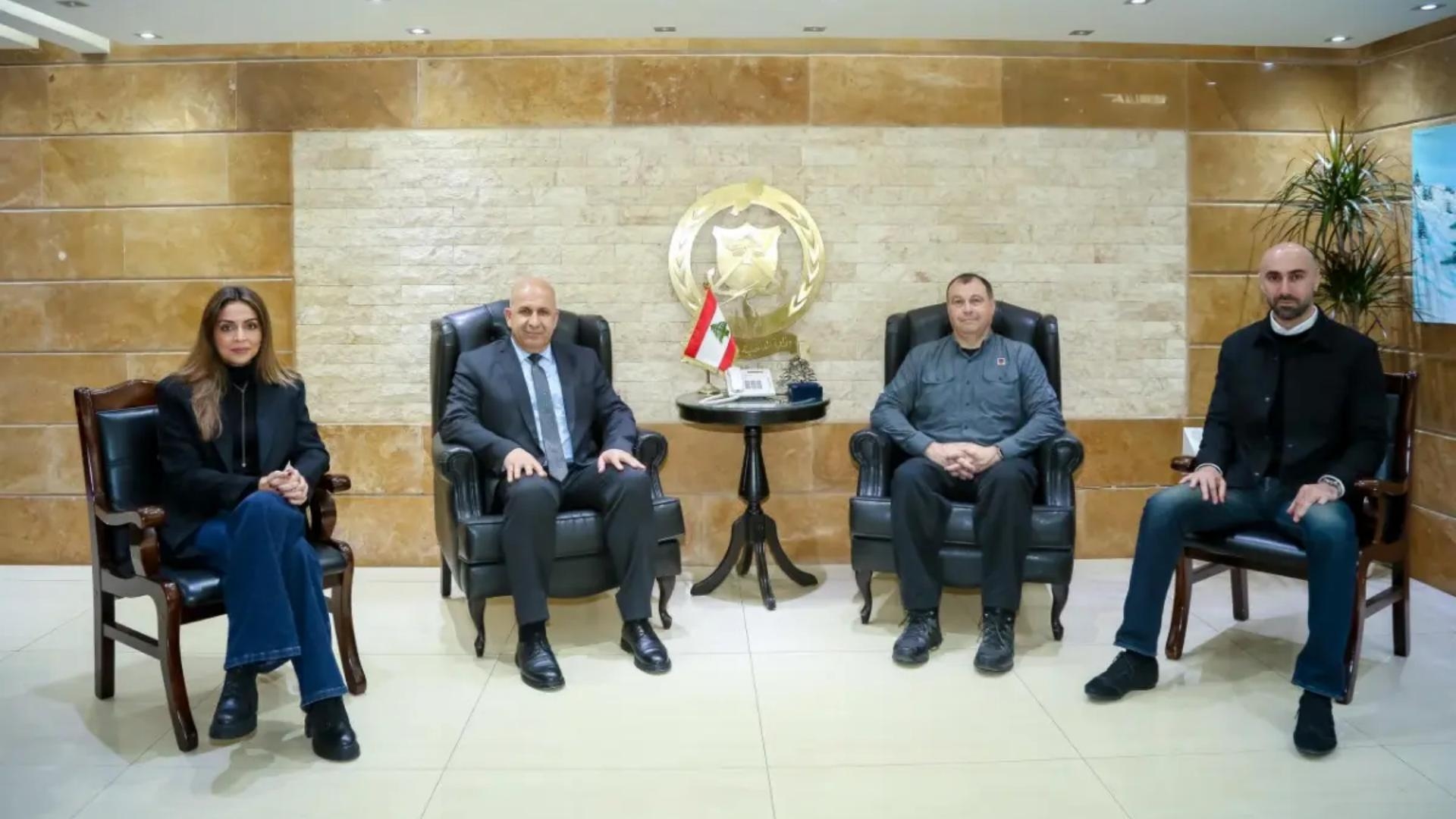 دورات تدريبية لعناصر الدفاع المدني... خريش: لالتزام أفضل الممارسات المعتمدة عالميًّا