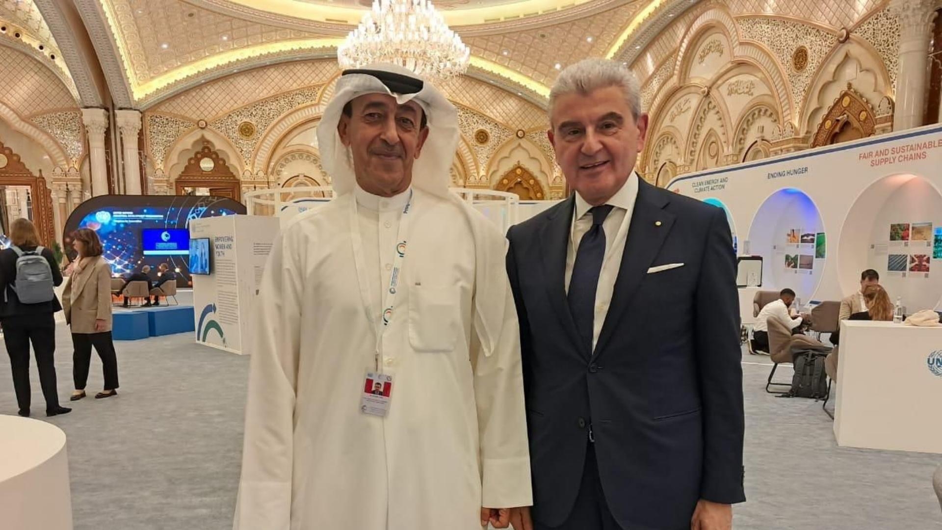 بالصور: وزيرا الصناعة اللبناني والسعودي توافقا على عمق العلاقات بين لبنان والمملكة
