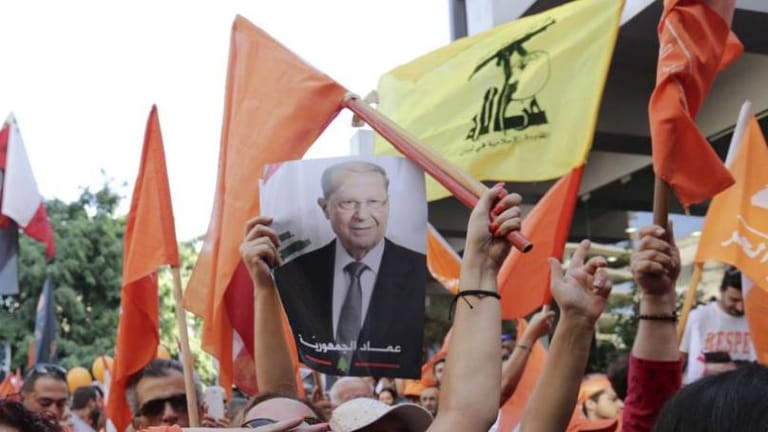 سؤالٌ بسيط وجوابٌ صعب: ماذا يجمع "التيّار" و"الحزب"؟