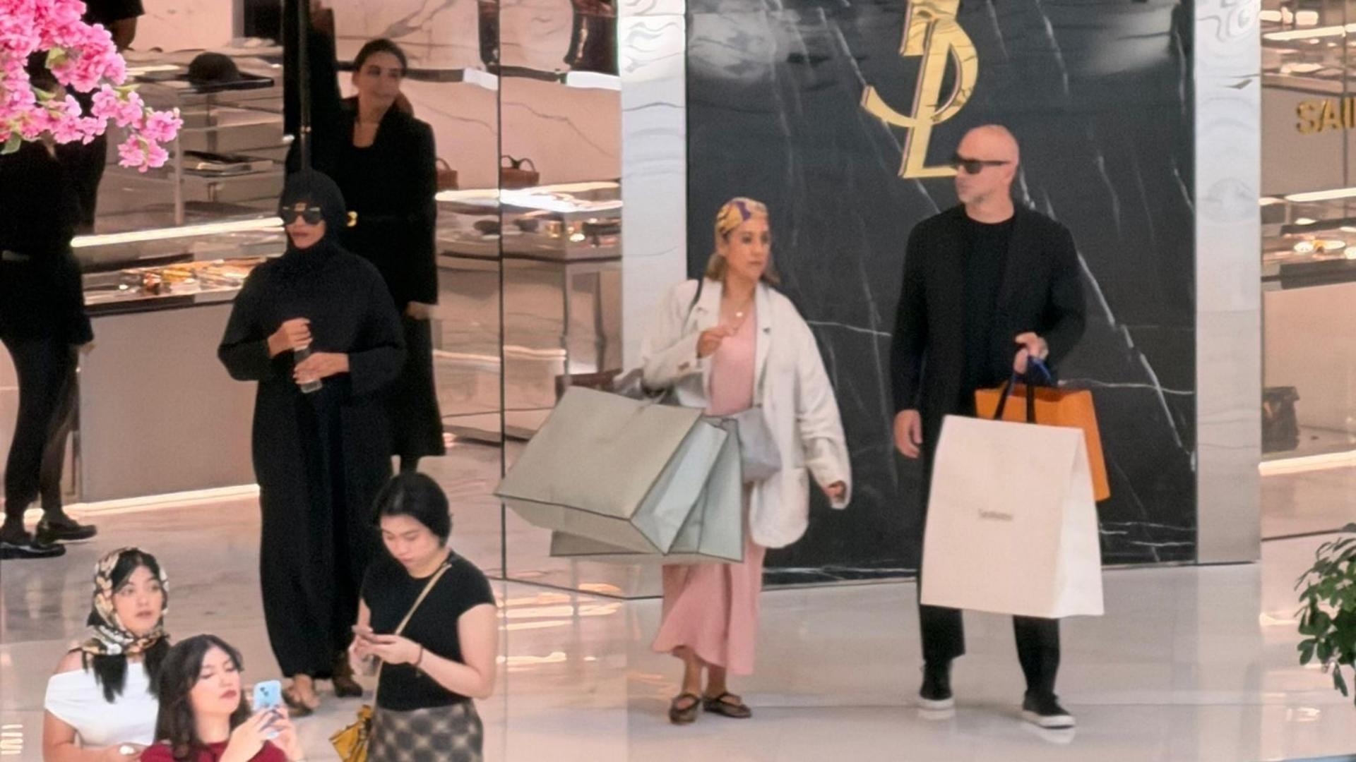 تداول صور للنجمة العالمية بيونسيه بالحجاب في الدوحة