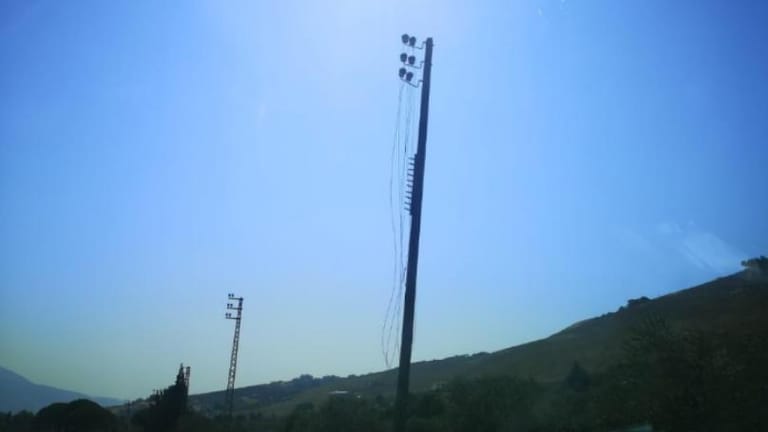 مجهولون سرقوا ٥٠٠ متر من كابلات الكهرباء