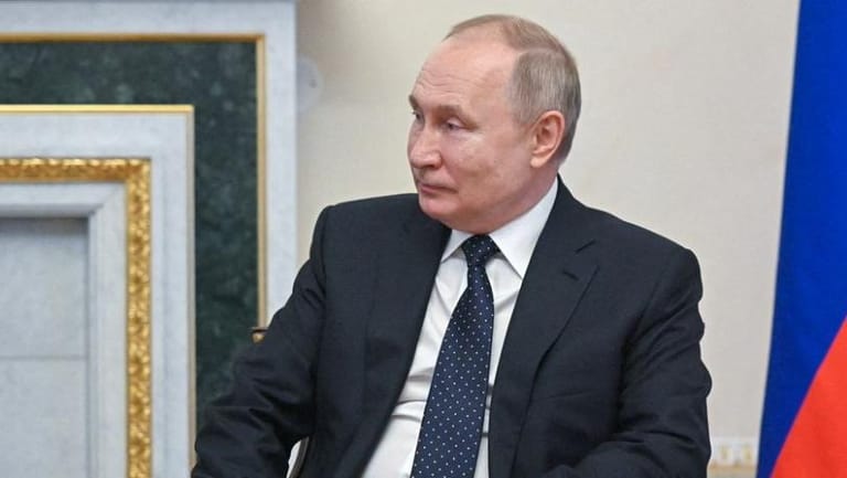 Russia test-fires new hypersonic Tsirkon missiles from frigate, submarine