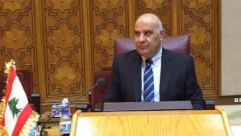 الإعلام بين ملامح العبارة وترويض المعنى