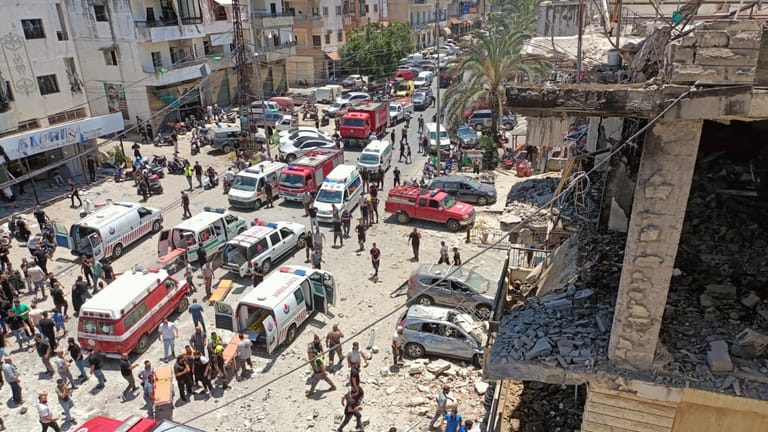 MTV sources: The Israeli strike on an apartment in Nabatieh El Faouqa was carried out without warning, and there are no security confirmations yet regarding the reasons or details