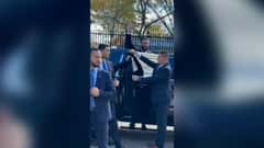 بالفيديو: الشرع يحيي المحتشدين أمام البيت الأبيض