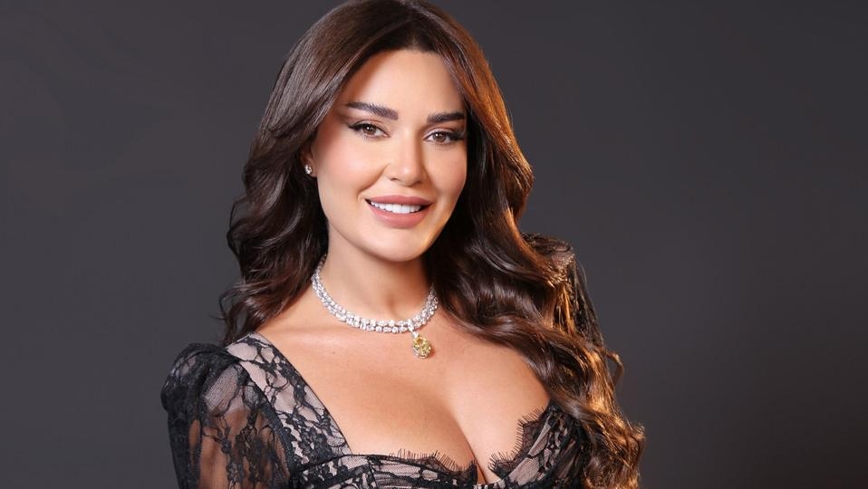 بالفيديو: سيرين عبد النور تُفاجئ ابنتها في يوم ميلادها