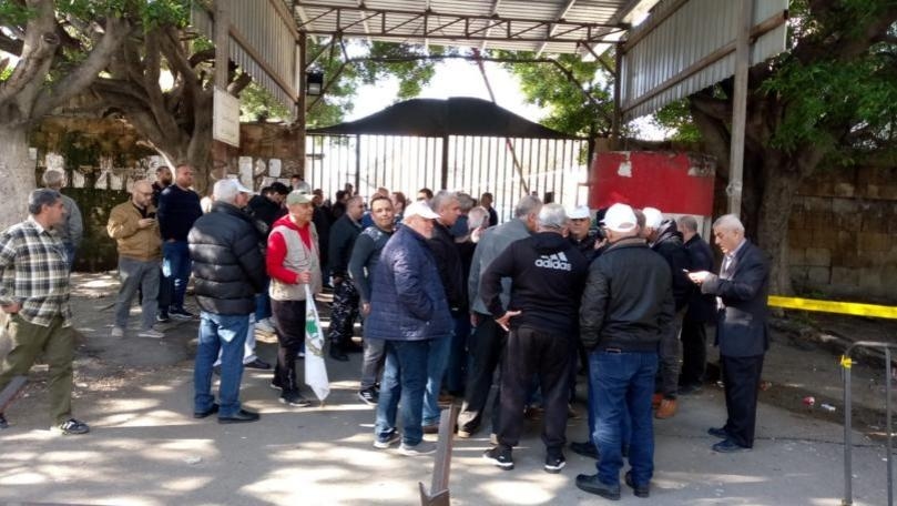 Pictures: Retired Soldiers Stage Protests in South Lebanon, Block Roads