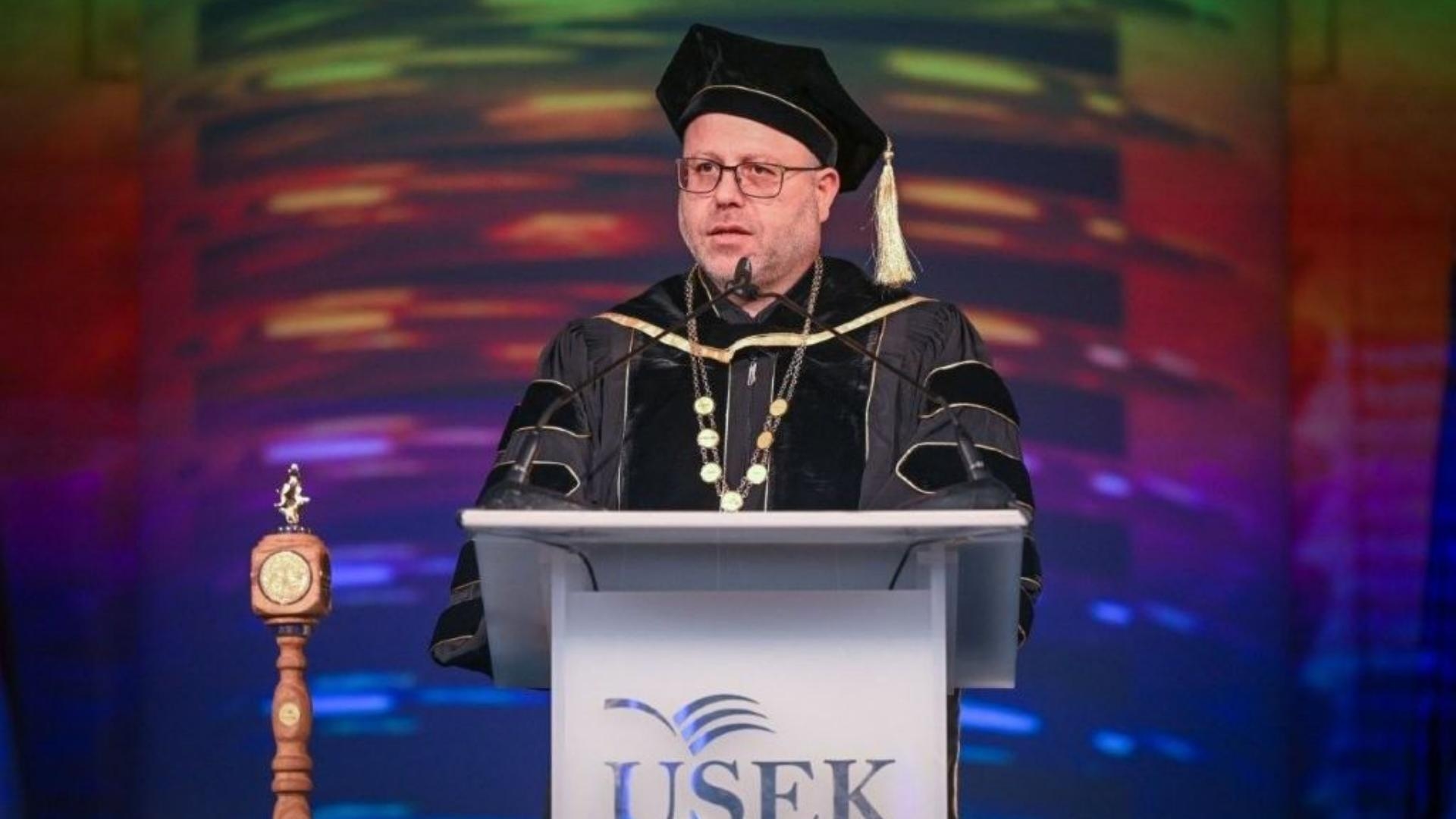 تنصيب الأب البروفسور جوزف مكرزل رئيسًا لجامعة الروح القدس – الكسليك في احتفال مهيب