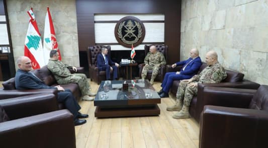 Army Commander broaches developments with Romanian Ambassador, Al-Shouf delegation