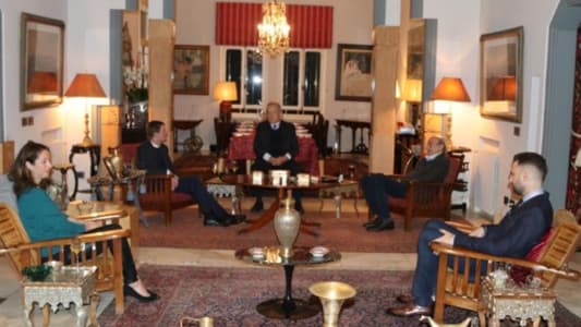 Jumblatt tackles developments with Hale, Doležel