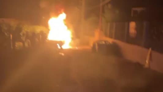 بالفيديو: استهداف سيّارة في صور