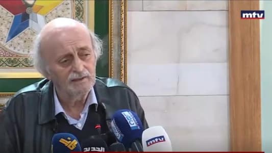 Jumblatt after the Druze and spiritual meeting in Baadaran: We will continue to work together in full consultation with all activities, sheikhs, and deputies to hold similar meetings